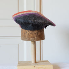 Carica l&#39;immagine nel visualizzatore di Gallery, STOR- hat in handmade felt
